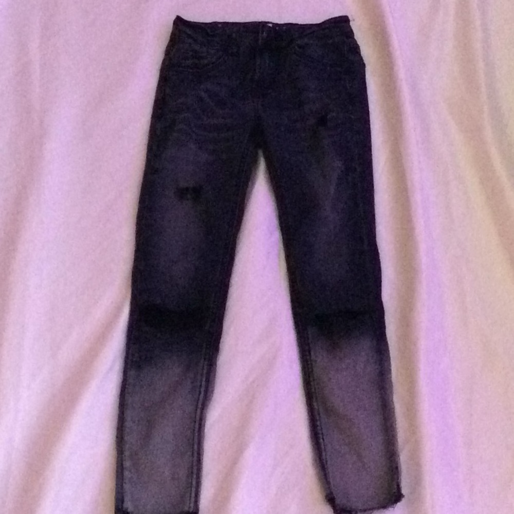 black/gray jeans
